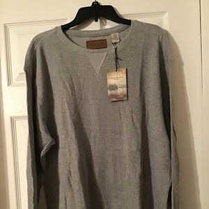 Men’s gray long sleeve thermal shirt